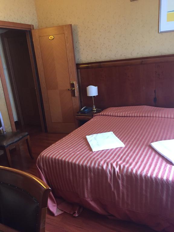 Hotel Wonderful In Roma Exterior foto