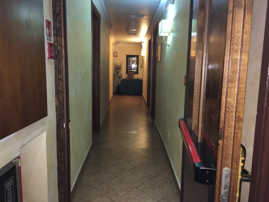 Hotel Wonderful In Roma Exterior foto